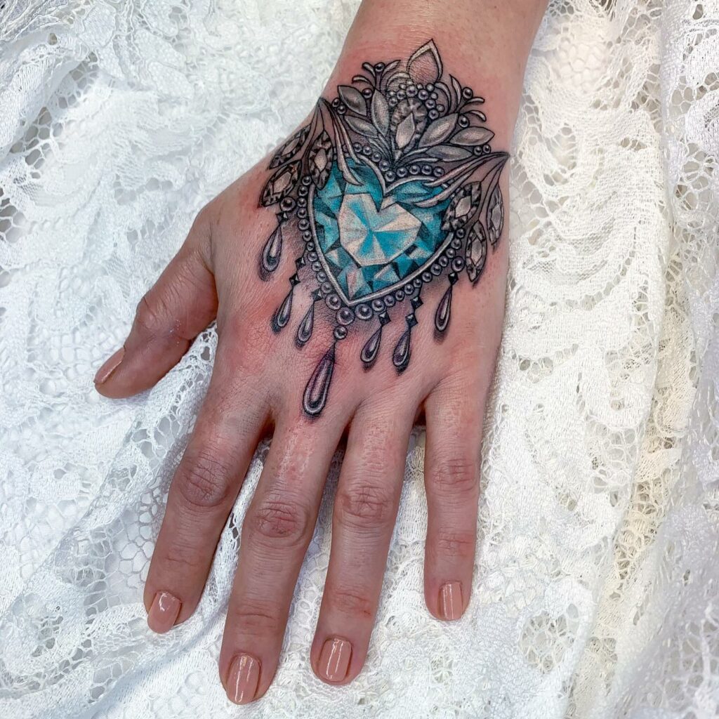 hand tattoos for women