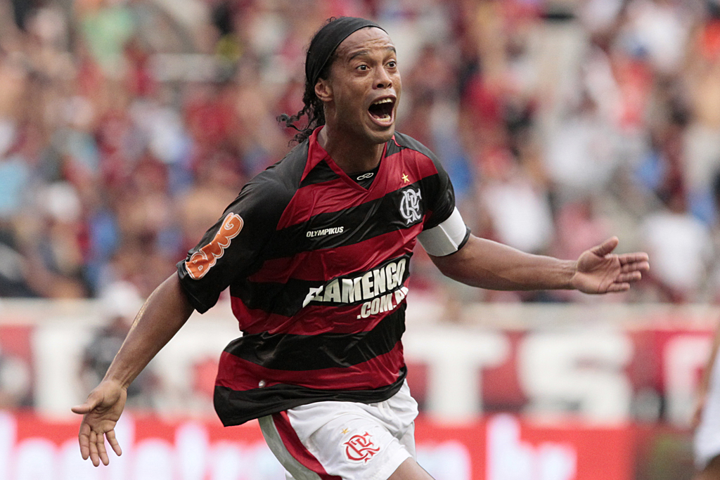 An Insight Into The Famous Football Player Ronaldinho Net Worth