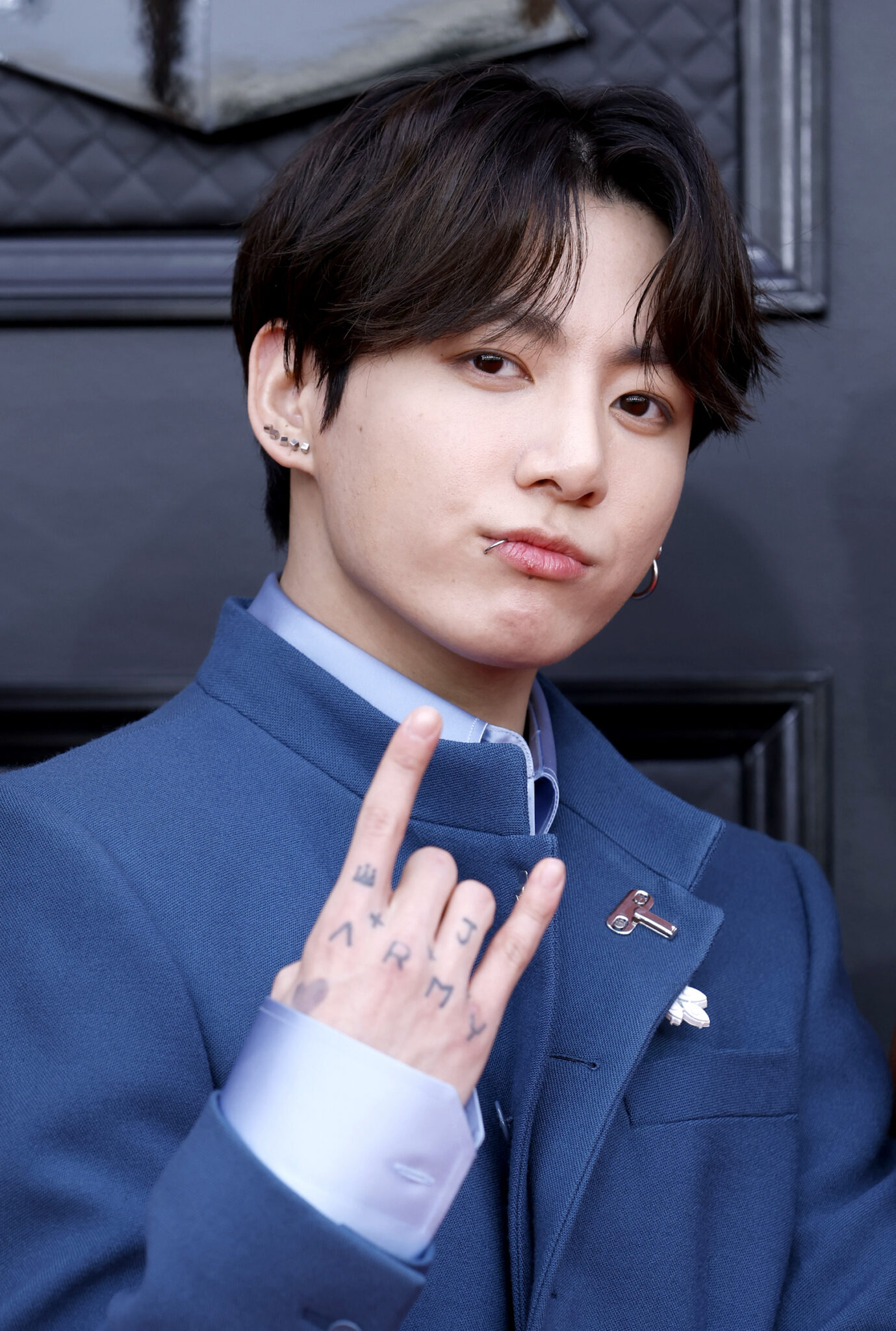 How Many Piercing Does BTS’s Jungkook Have Now? Here Are All Of His ...